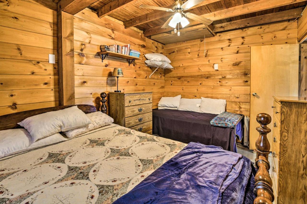 Private Island With Land Access Cabin Hammond エクステリア 写真